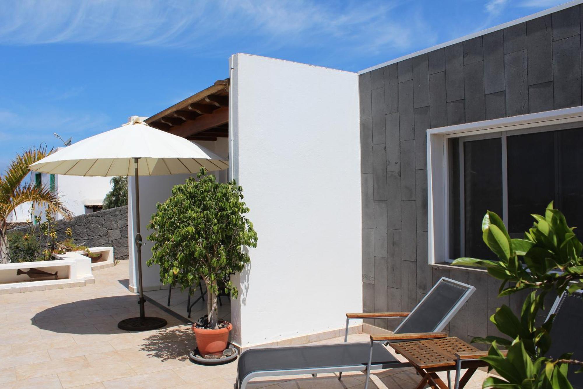 Villa Niki Mit Beheiztem Gemeinschaftspool Fuer 2 Appartments Las Brenas ภายนอก รูปภาพ
