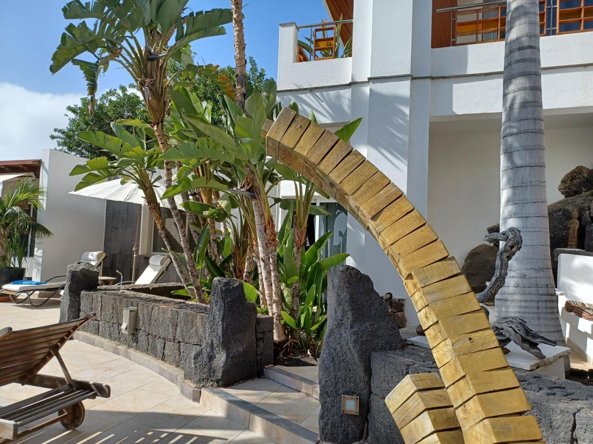 Villa Niki Mit Beheiztem Gemeinschaftspool Fuer 2 Appartments Las Brenas ภายนอก รูปภาพ